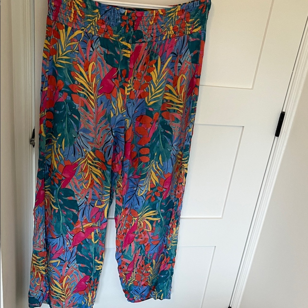 NWOT Kona Sol Vibrant Leaf Print Swim Coverup Pants